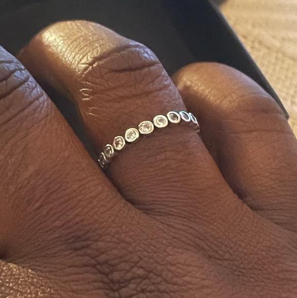 Luxury Starshine Finger Ring - Picture 6 of 6